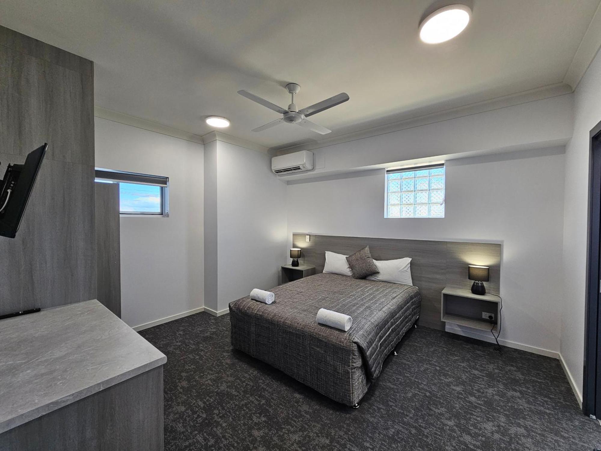 Y Motels Rockhampton Exterior photo