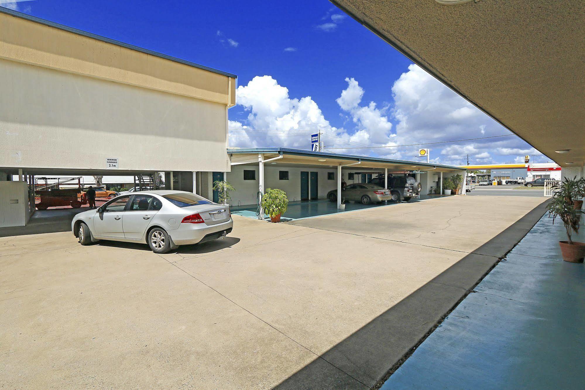 Y Motels Rockhampton Exterior photo