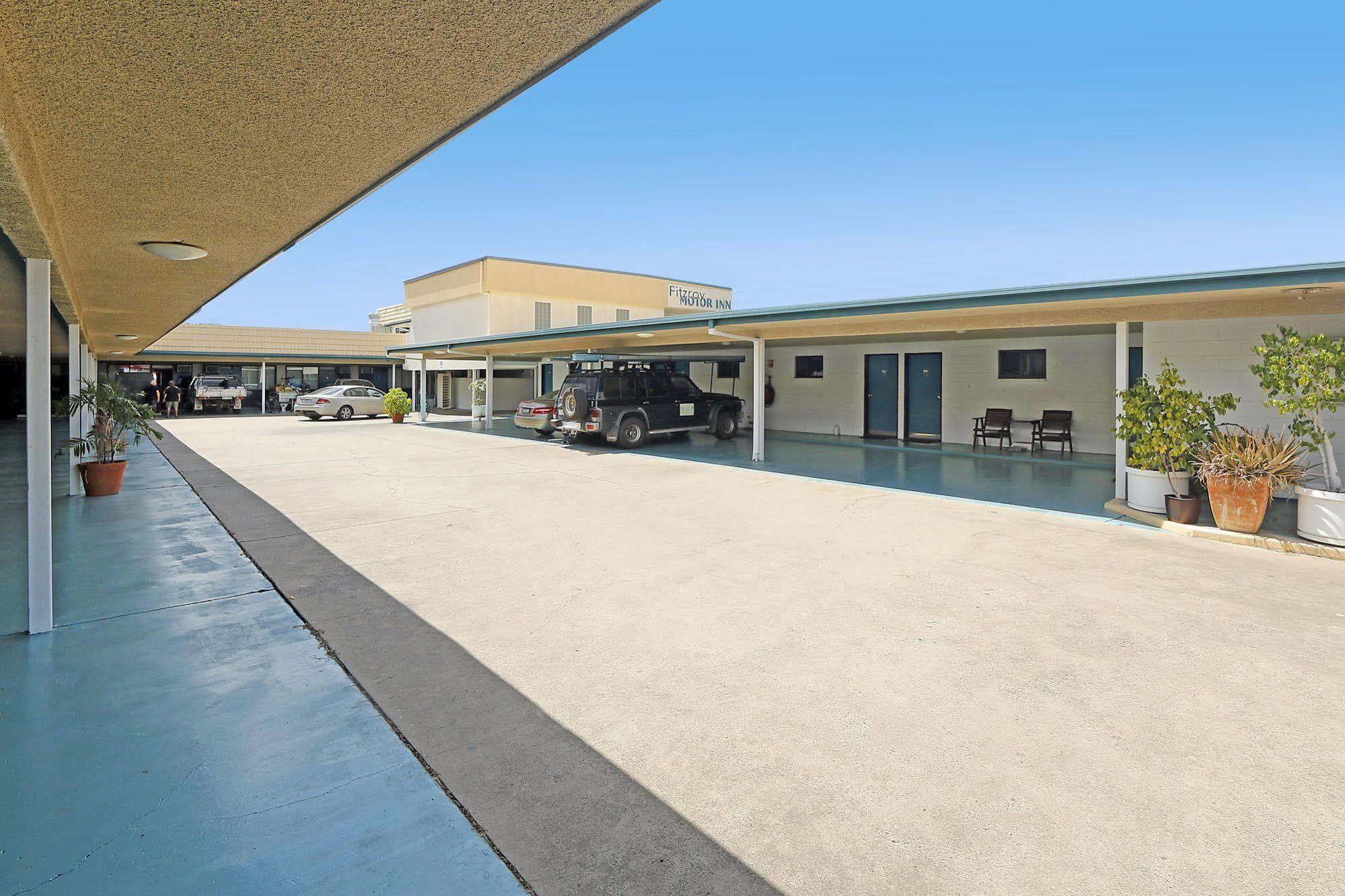 Y Motels Rockhampton Exterior photo